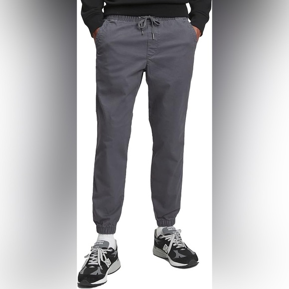 GAP Other - GAP Men’s Medium Gray Jogger Pants Elastic Waist Drawstring Casual Chino Fit